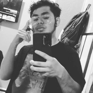 Meet your Posher, Erick